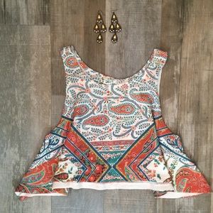 5/$25 📦 Festival paisley crop tank